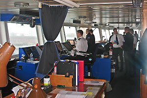 Teilnahme am realen Schiffsbetrieb während der Überfahrt